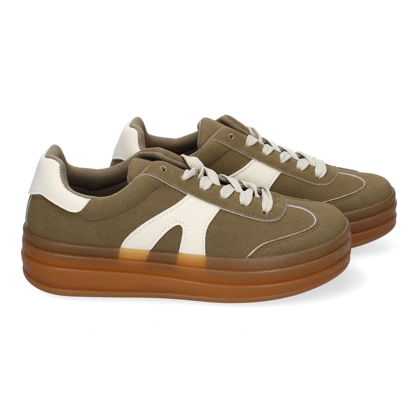 Zapatillas deportivas planas de mujer en color verde, cómodas para uso diario.