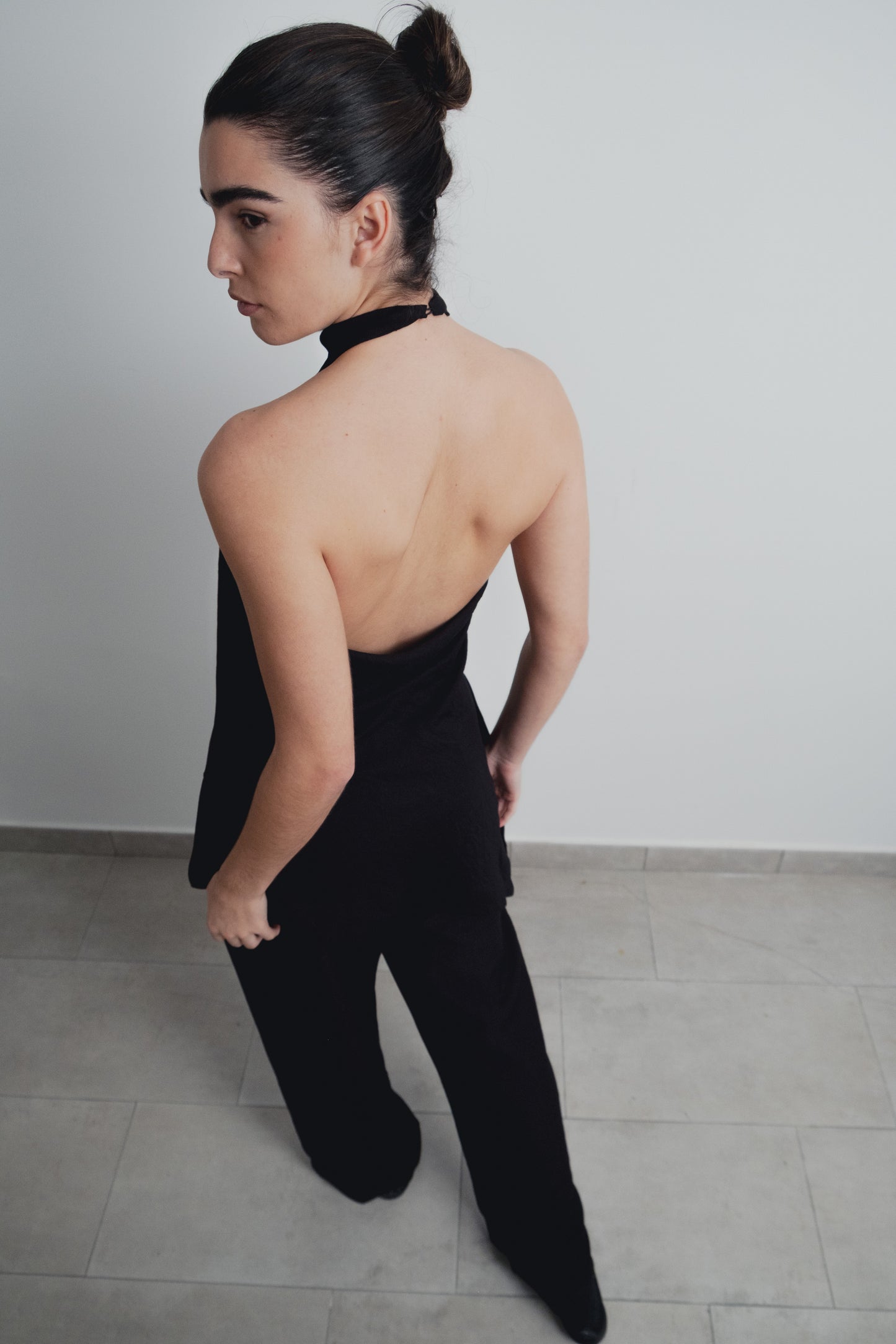 Pantalón fluido negro mujer pierna ancha