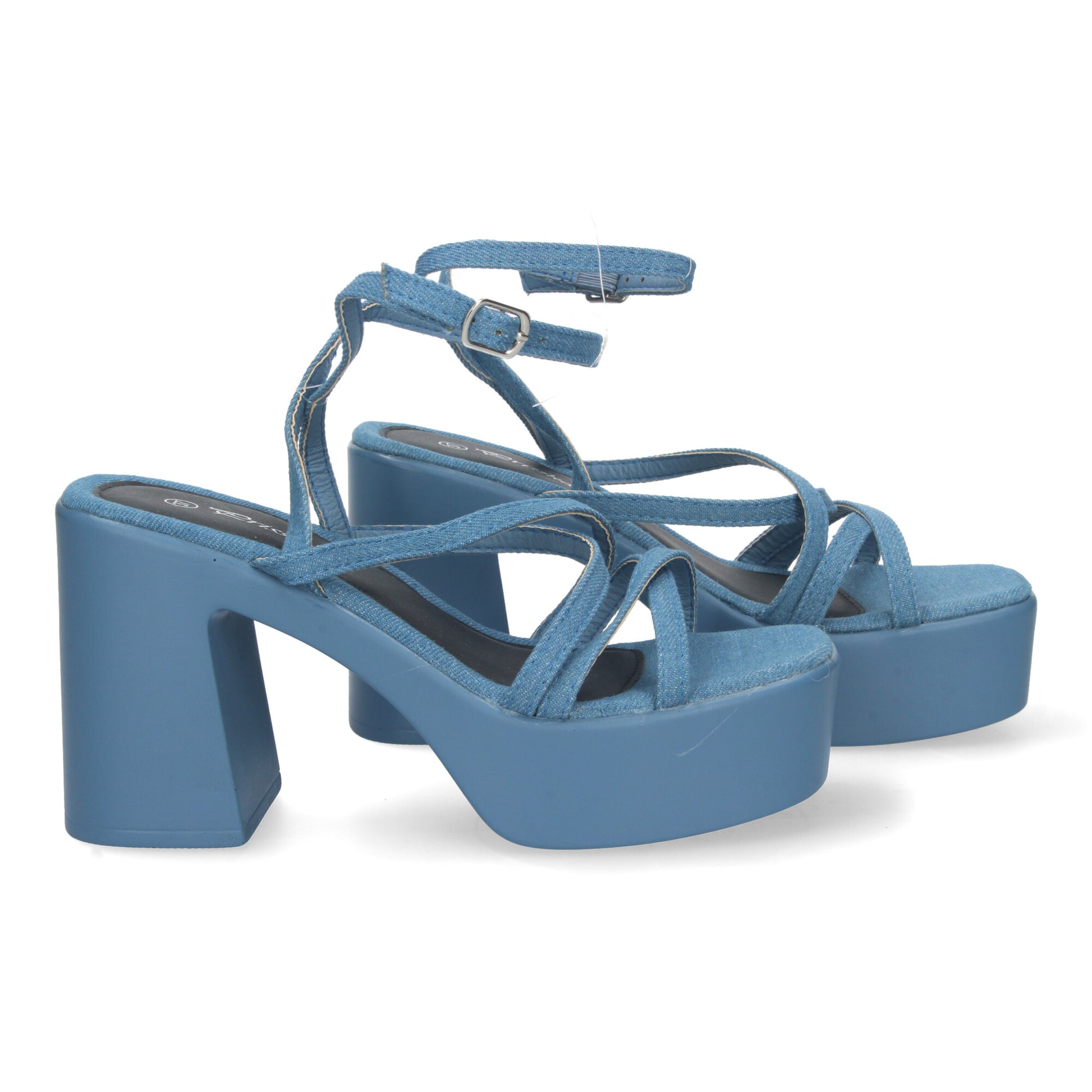 Sandalias de plataforma color jeans de mujer, tiras entrelazadas, cierre de hebilla, elegantes para eventos.