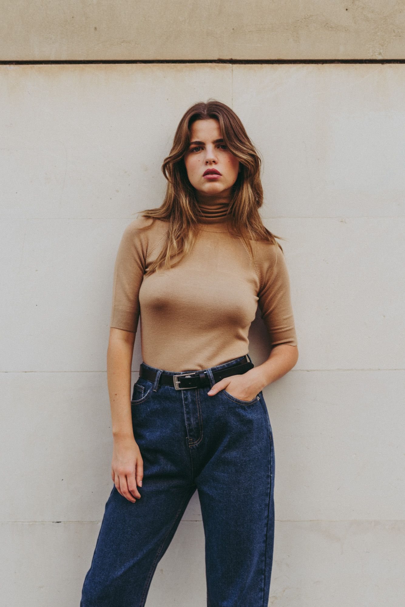 Jersey básico punto fino beige mujer ajustado