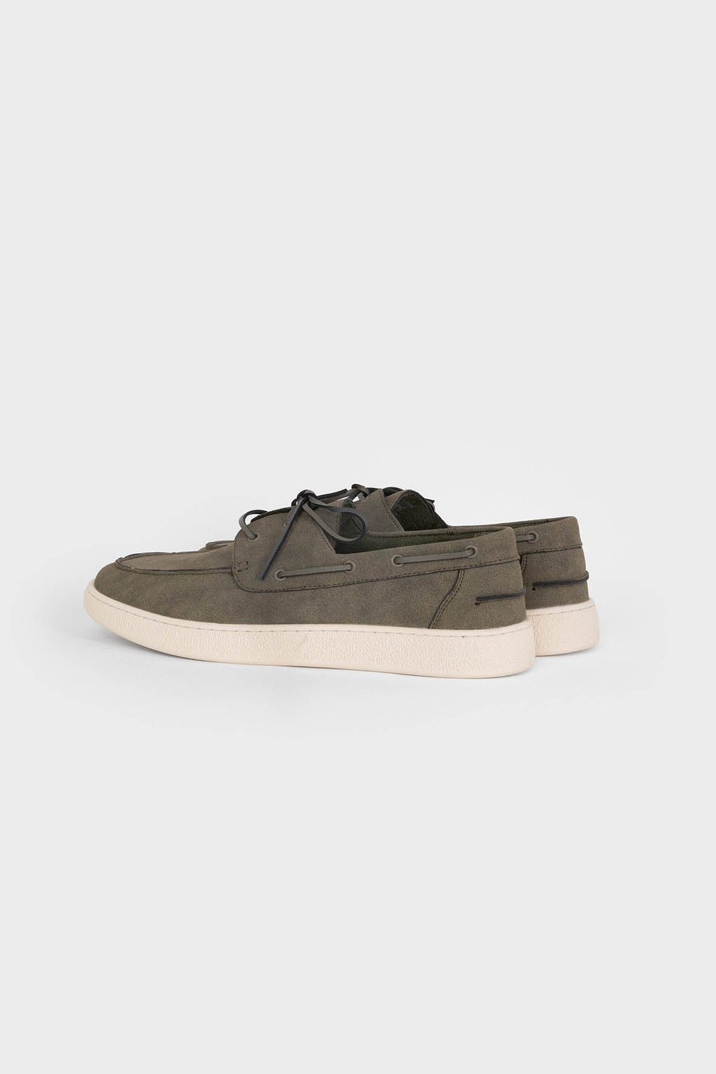 Zapatos náuticos verdes de hombre con suela a contraste