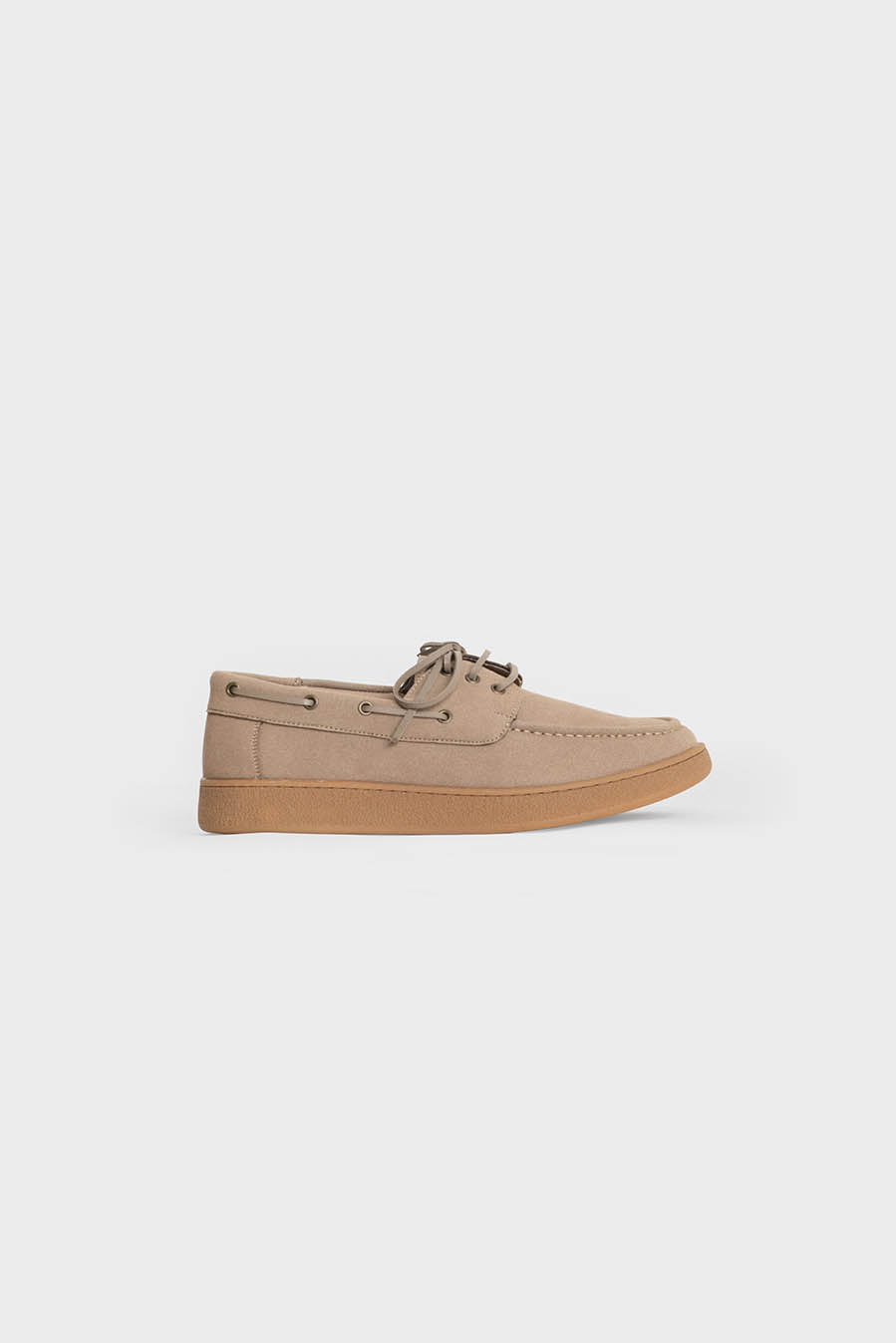 Zapatos náuticos beige de hombre con suela a contraste