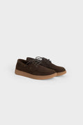 Zapatos náuticos marrón oscuro de hombre con suela a contraste