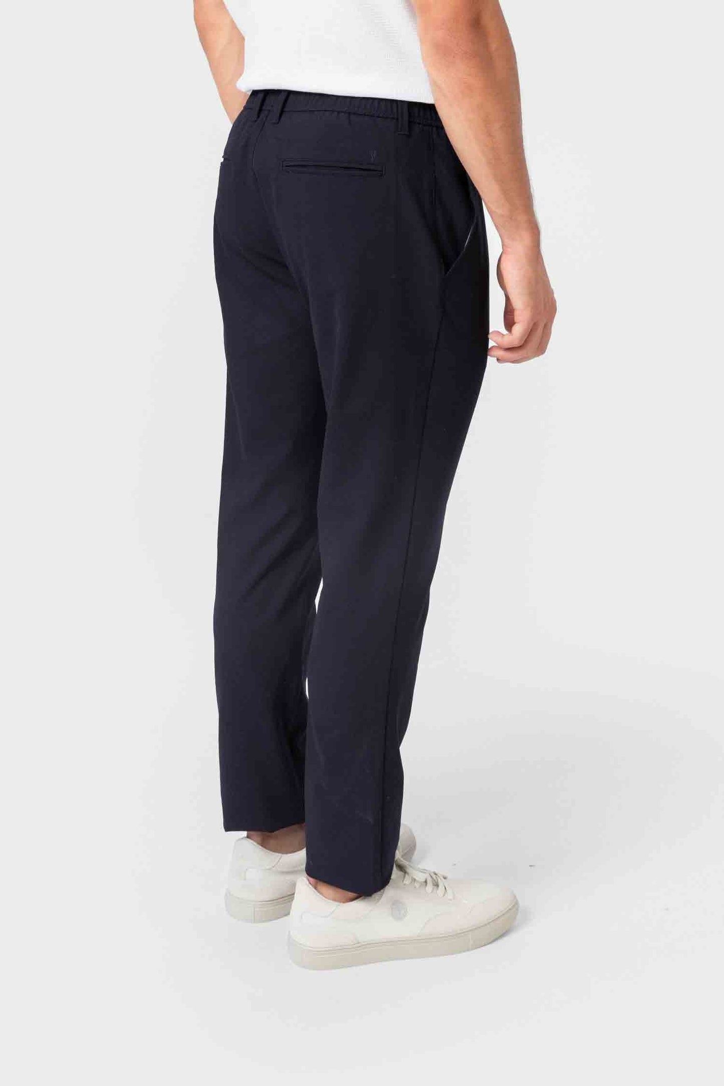 Pantalón estilo chino azul marino de diseño español para hombre Celopman