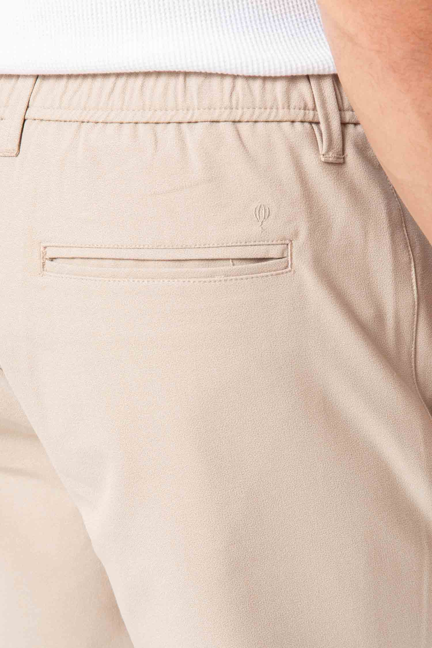 Pantalón chino beige de diseño español para hombre con cintura elástica Celopman