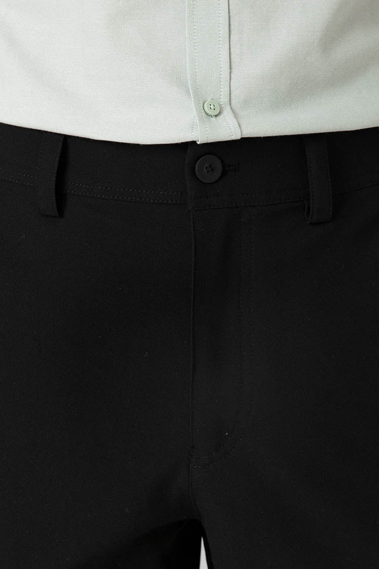 Pantalón de vestir negro para hombre de corte regular