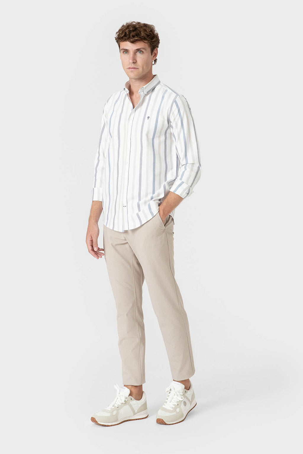 Pantalón de vestir beige para hombre de corte regular