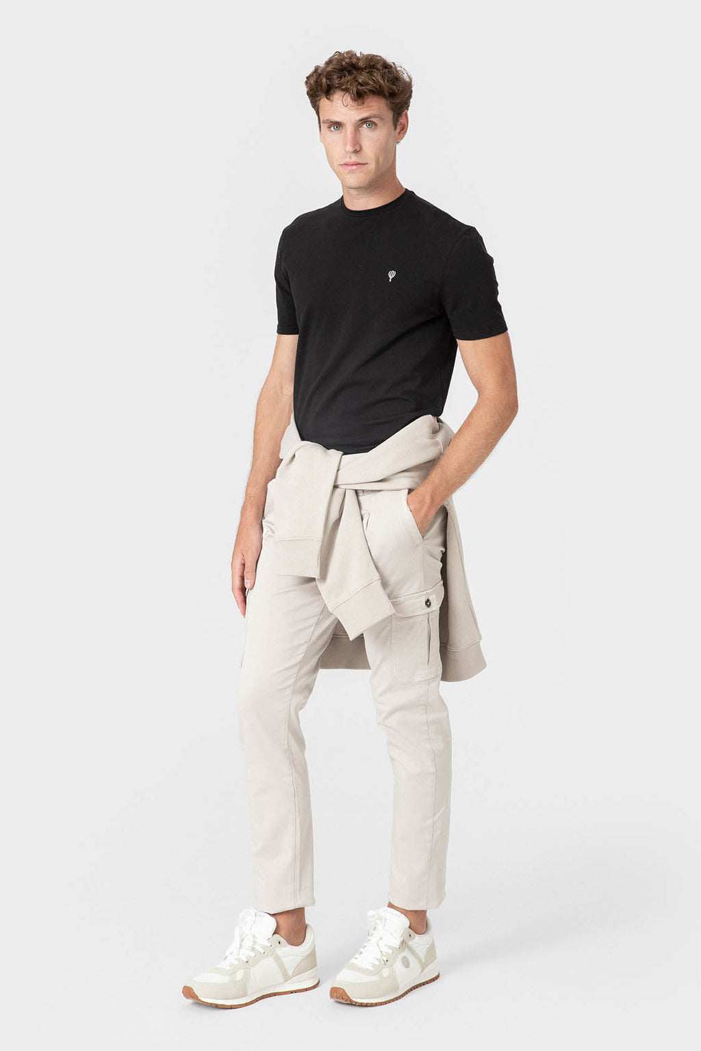 Pantalón chino cargo gris slim con pinzas para hombre