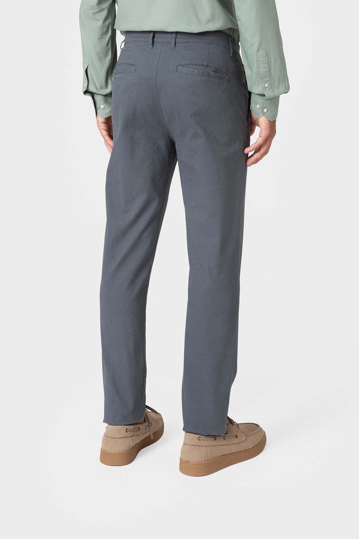 Pantalón chino slim azul marino de hombre en algodón con elastano