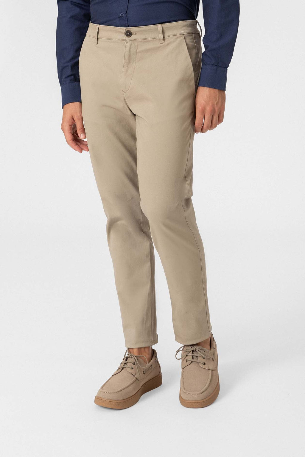 Pantalón chino slim camel de hombre en algodón con elastano