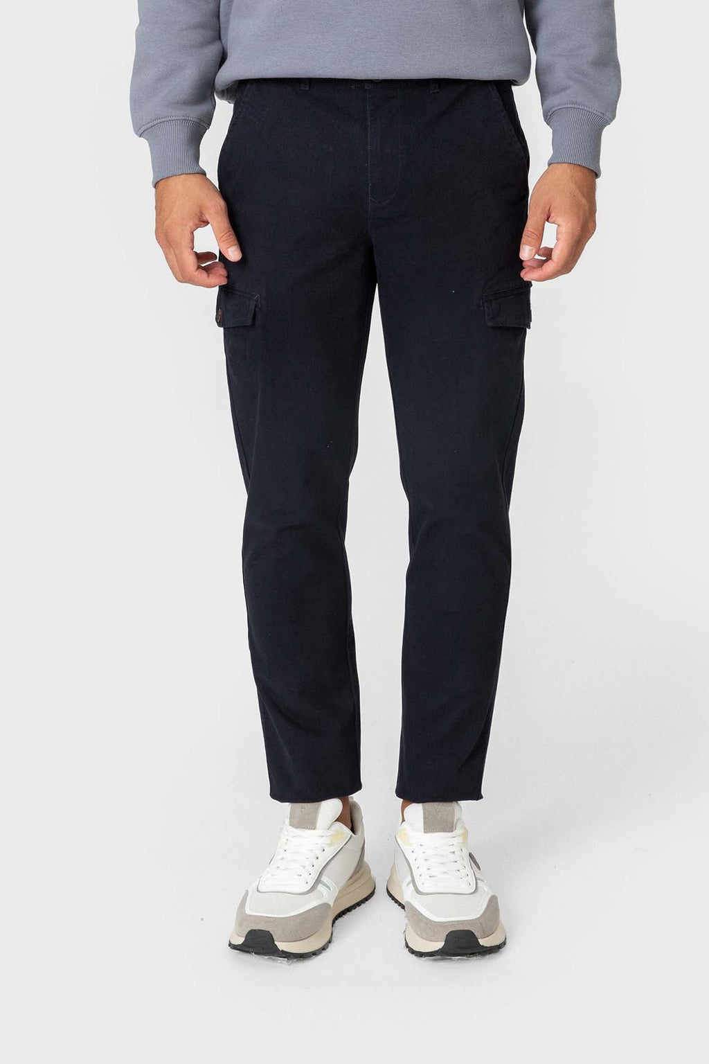 Pantalón Chino Cargo Azul para Hombre con Seis Bolsillos