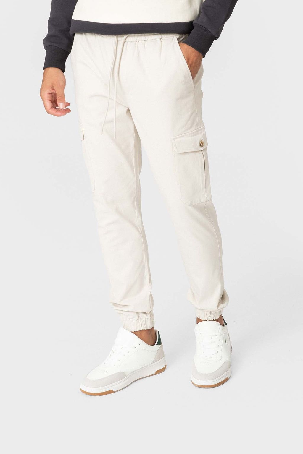 Pantalón jogger cargo beige de hombre con cintura elástica