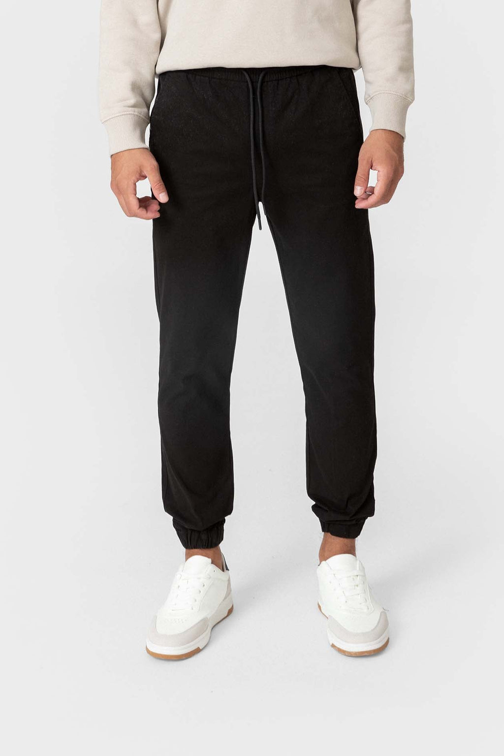 Pantalón Jogger Negro para Hombre con Cintura Ajustable