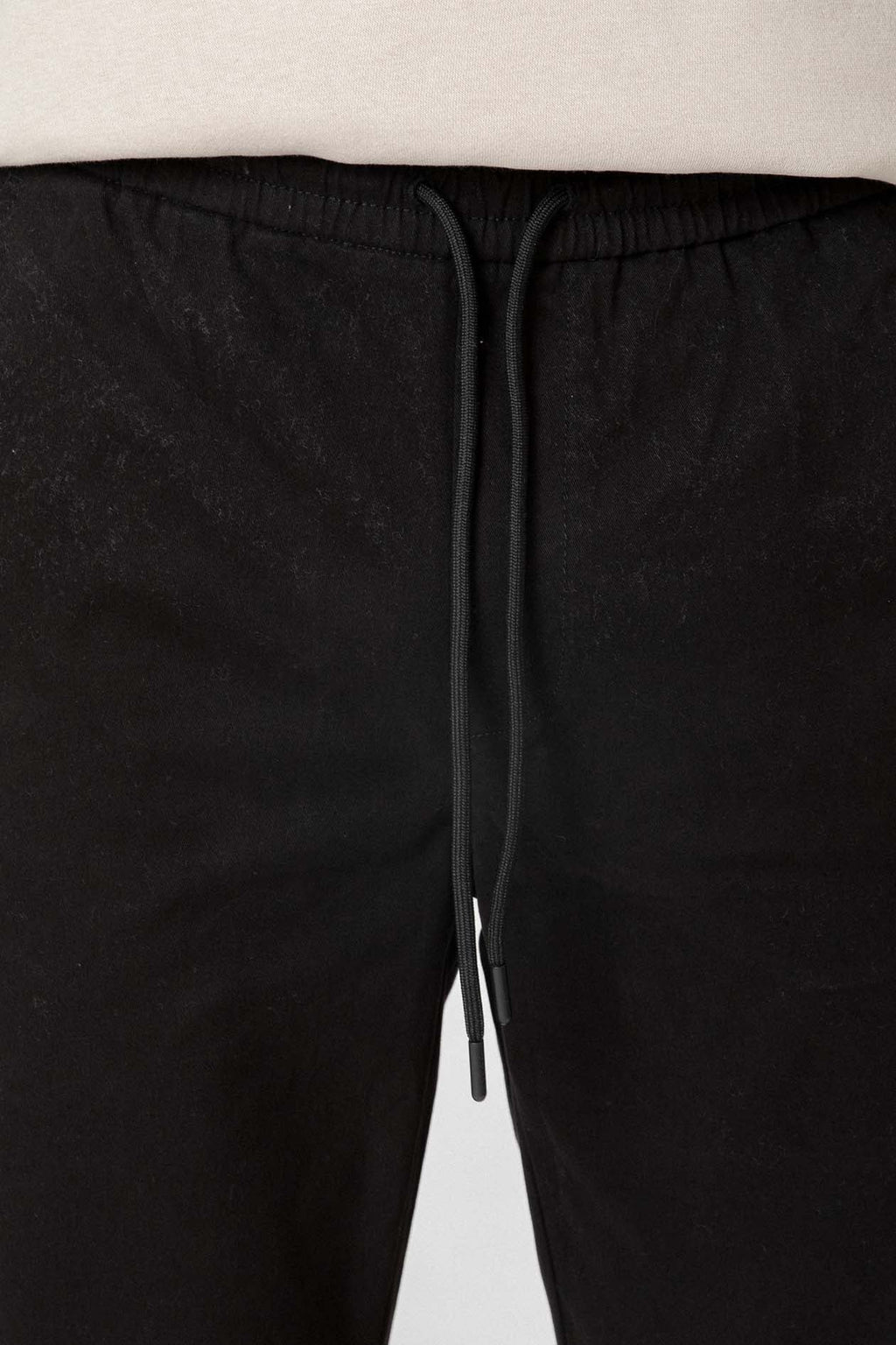 Pantalón Jogger Negro para Hombre con Cintura Ajustable