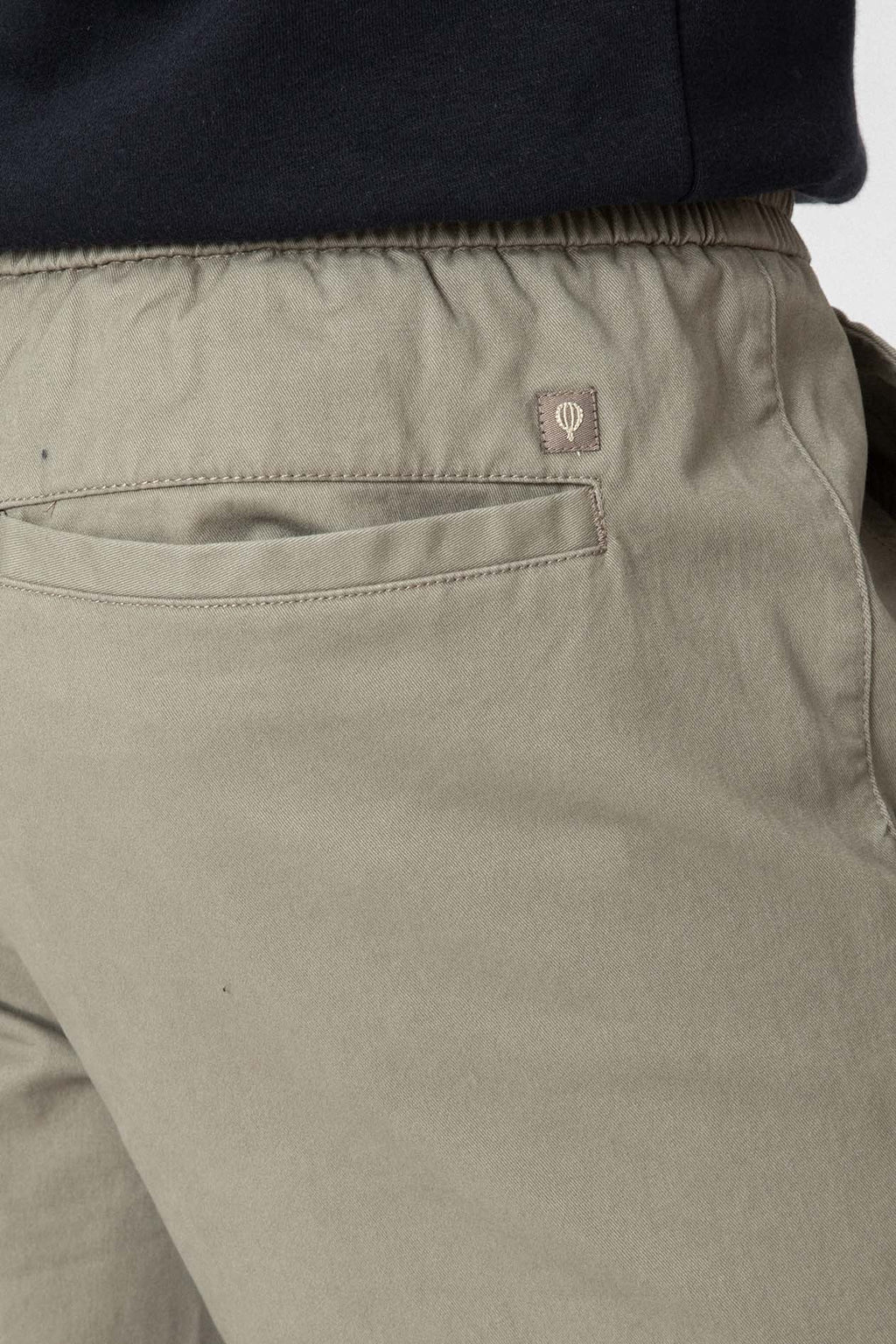 Pantalón Jogger Verde para Hombre con Cintura Ajustable