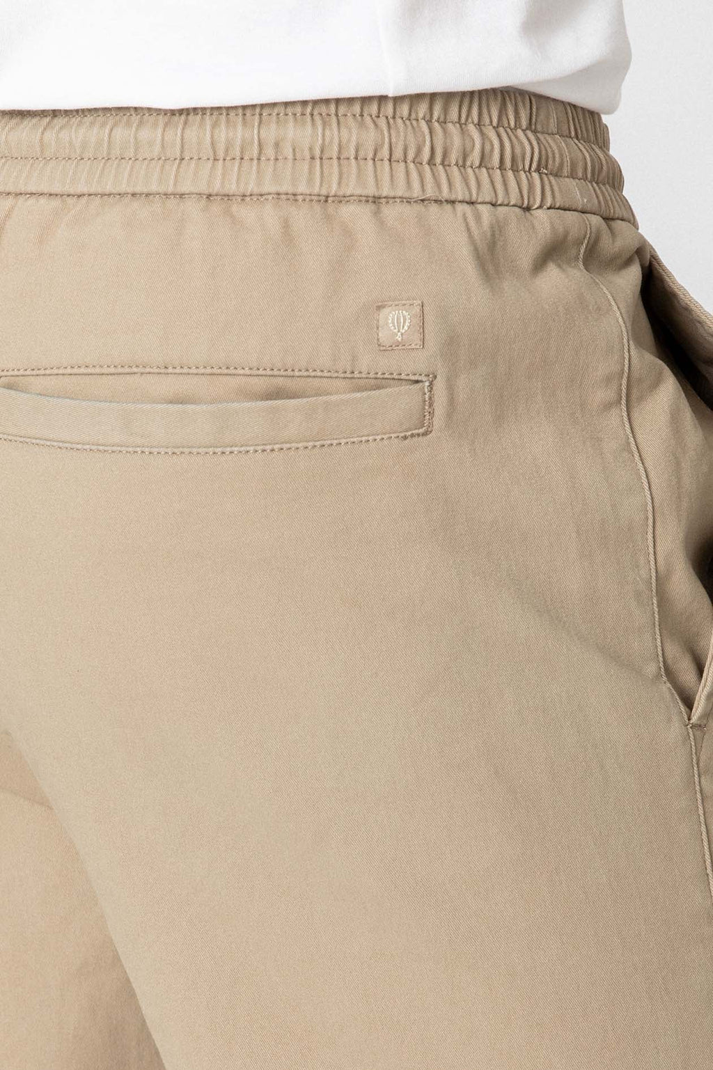Pantalón Jogger Camel para Hombre con Cintura Ajustable