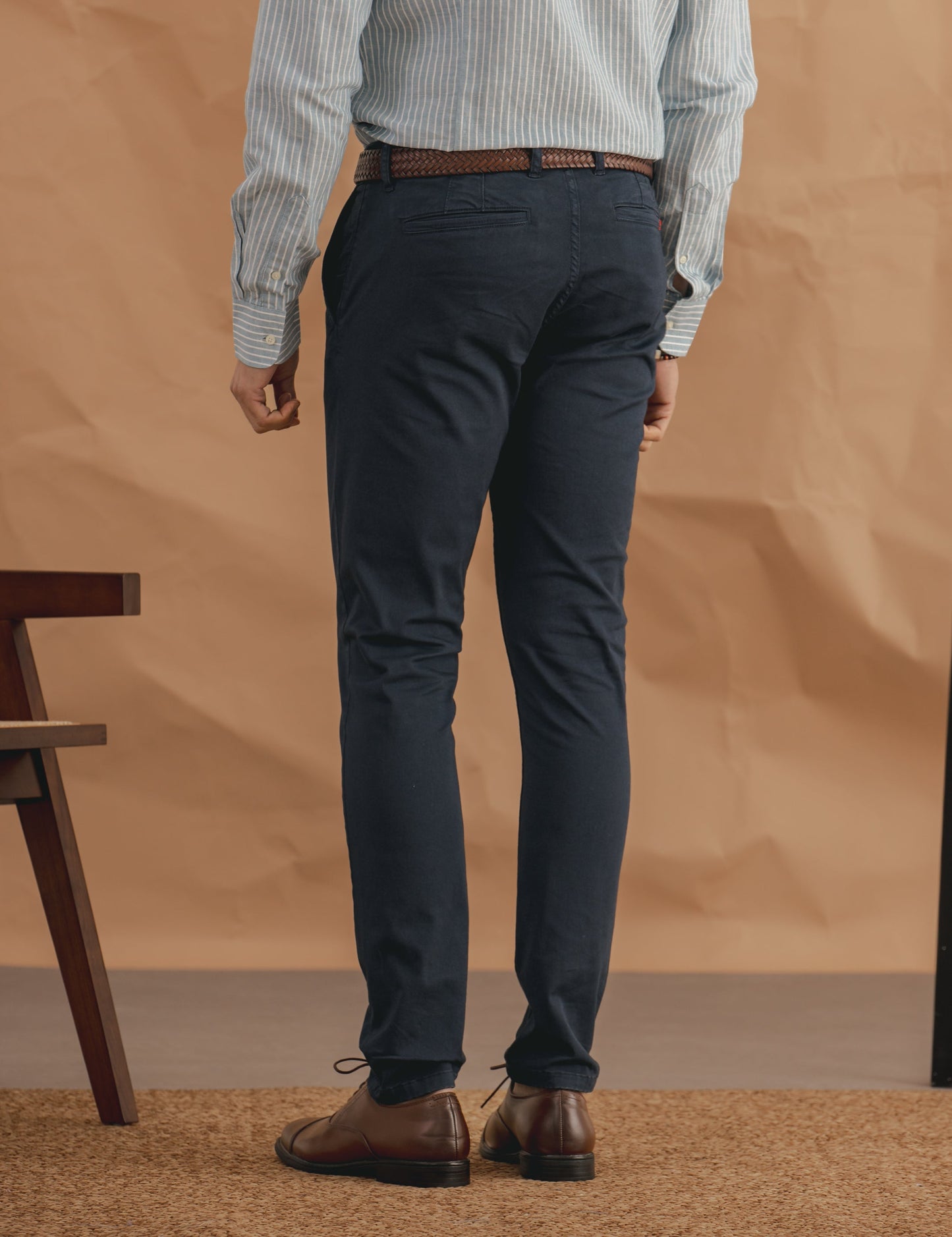 Pantalón chino skinny fit azul marino estructurado para hombre