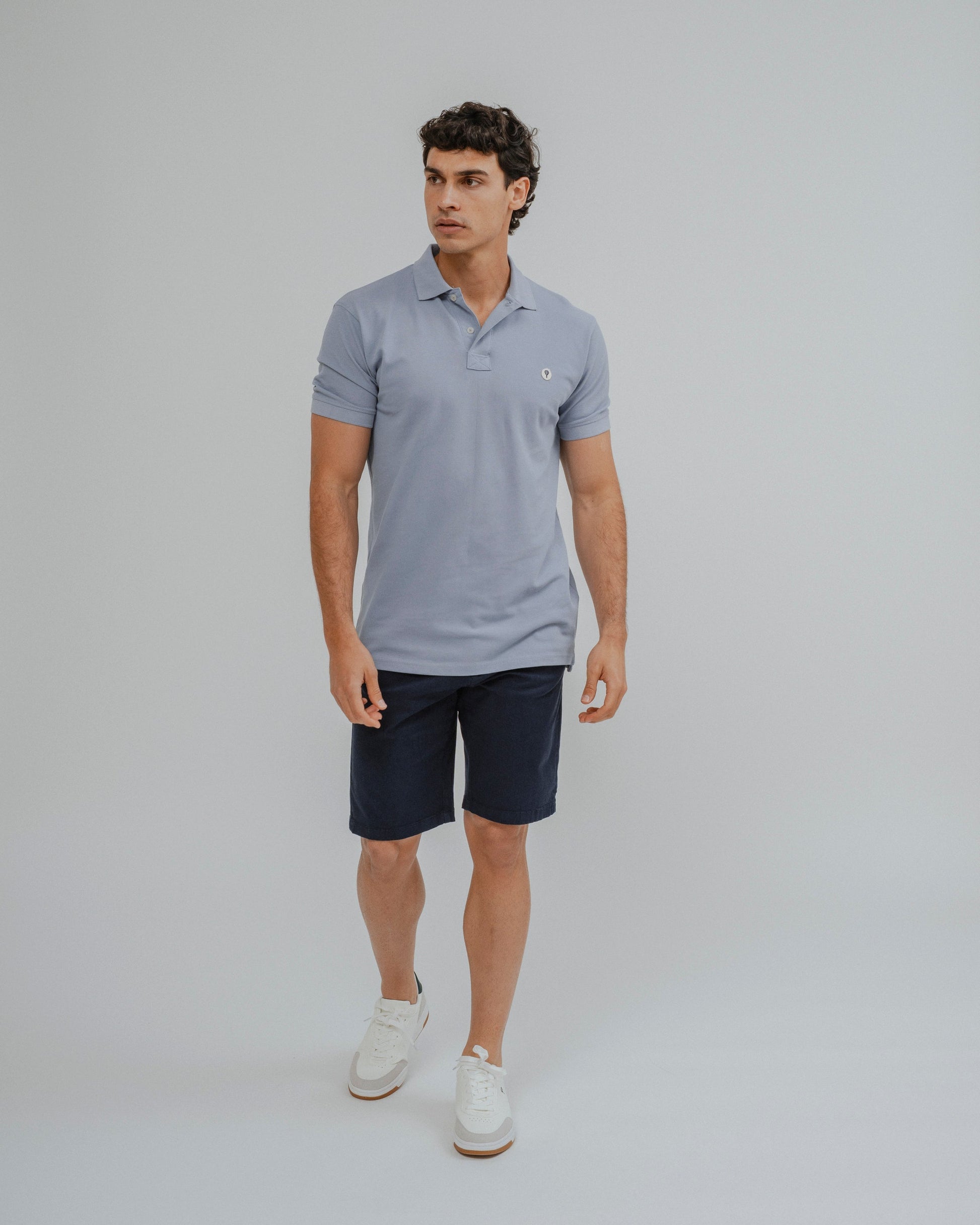 Bermuda tipo chino azul marino para hombre