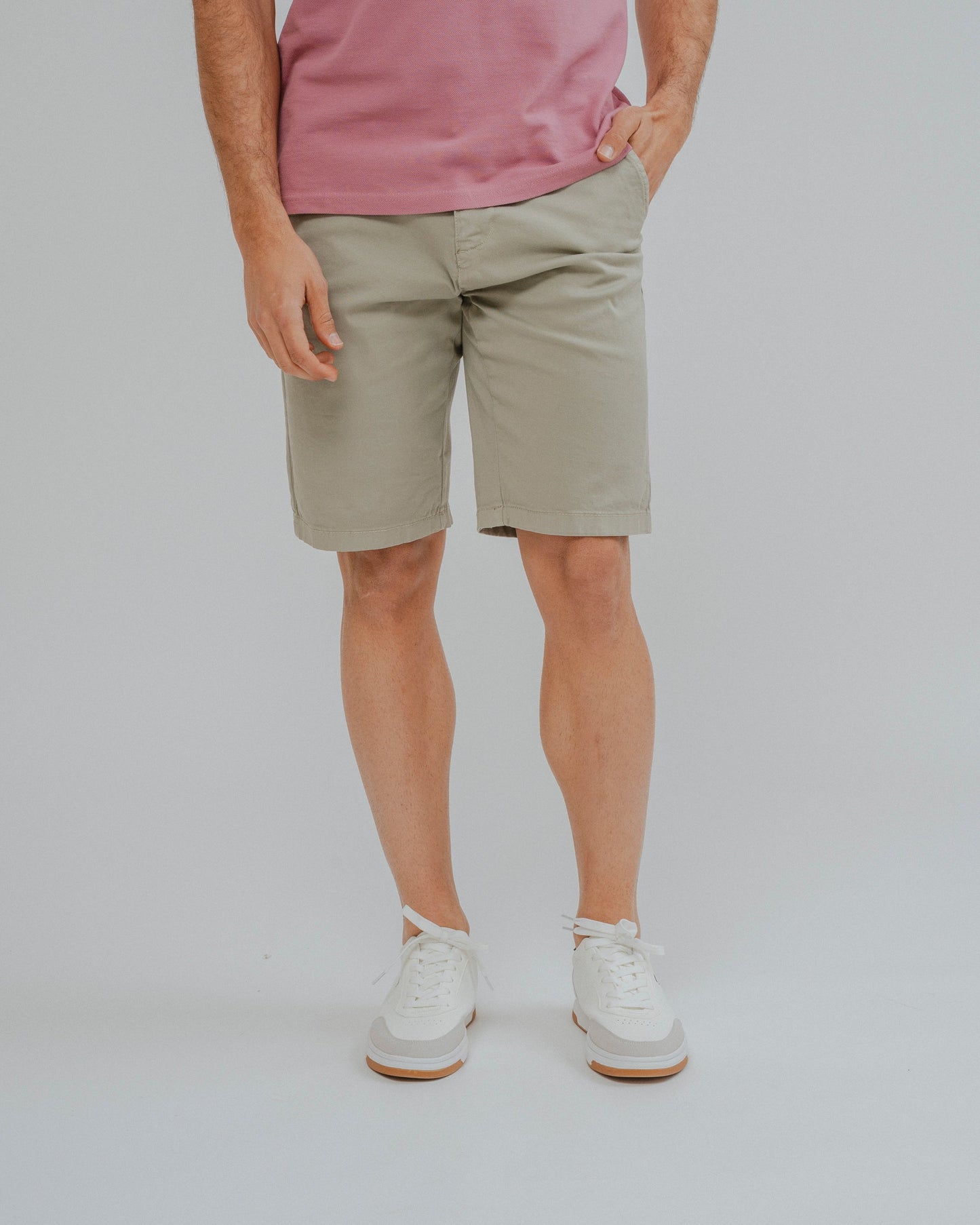 Bermuda tipo chino verde para hombre