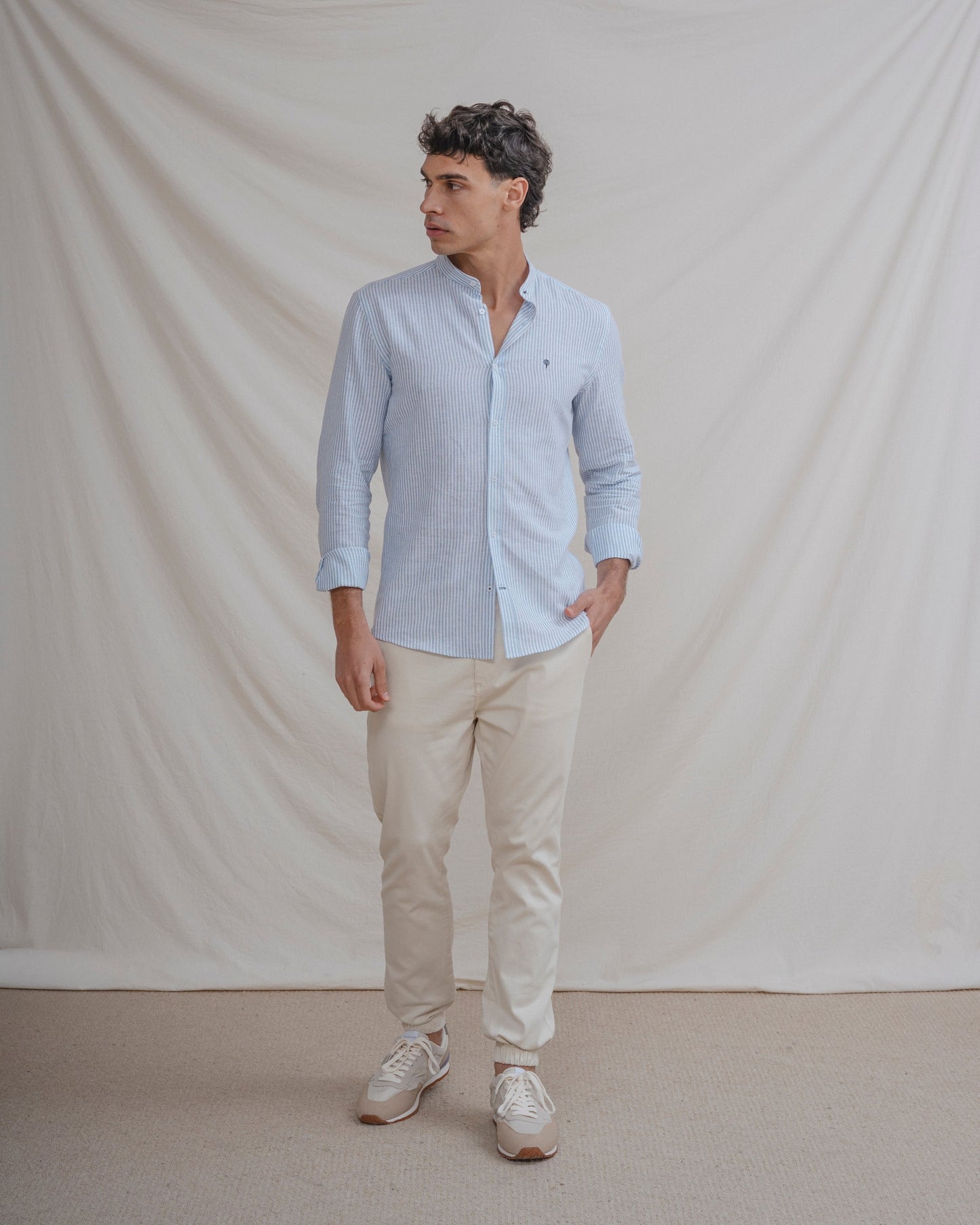 CAMISA CUELLO MAO LINO RAYA CELESTE