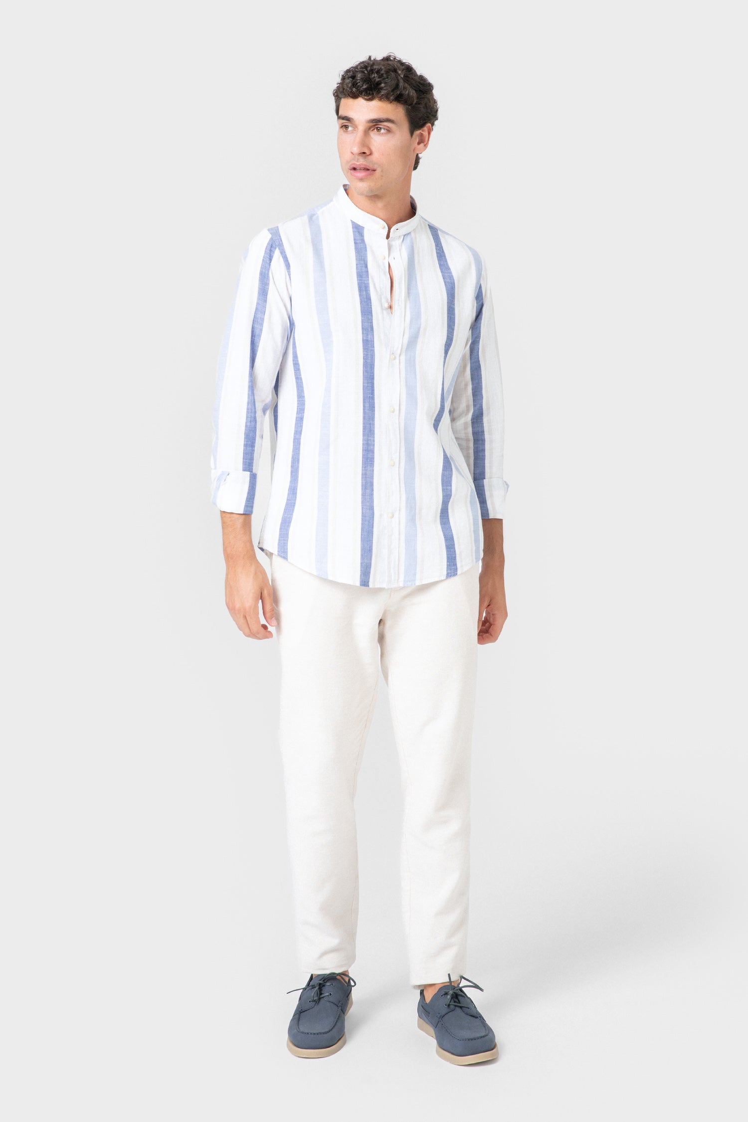 Camisa de lino y algodón a rayas para hombre con cuello mao
