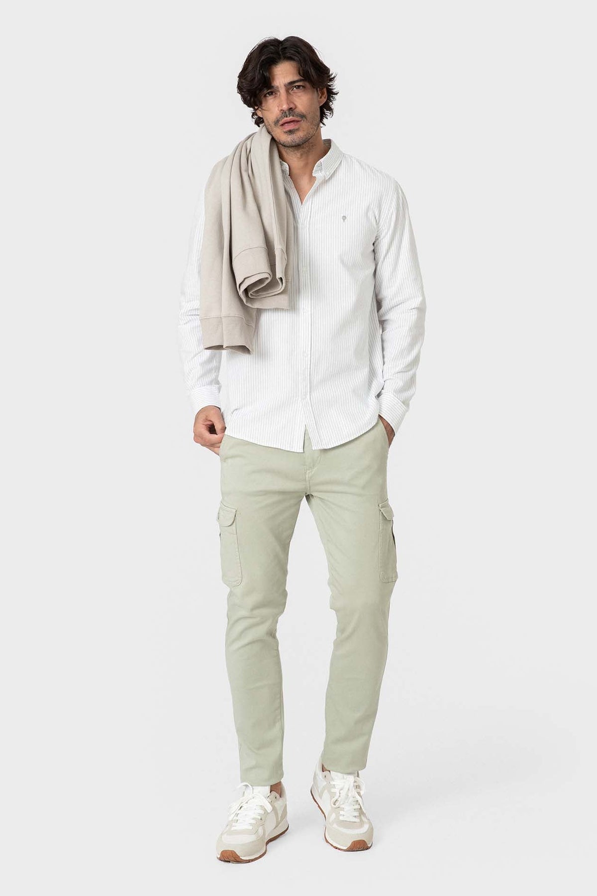 Camisa Oxford de hombre de rayas finas en algodón