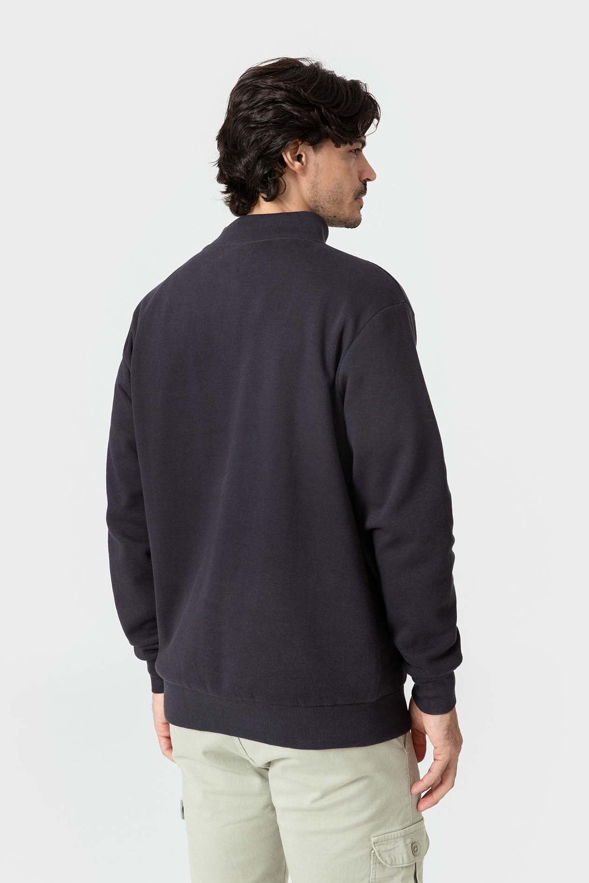 Sudadera azul marino de algodón con cuello chimenea para hombre
