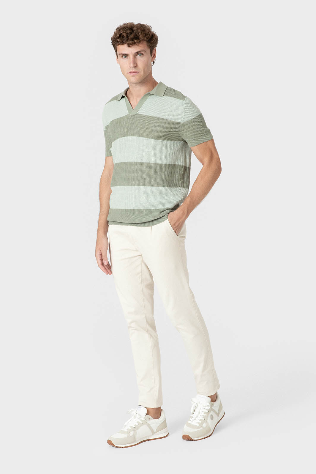 Polo verde de punto canalé panelado para hombre