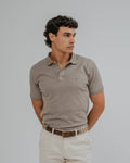 Polo marrón de hombre de algodón con logo bordado