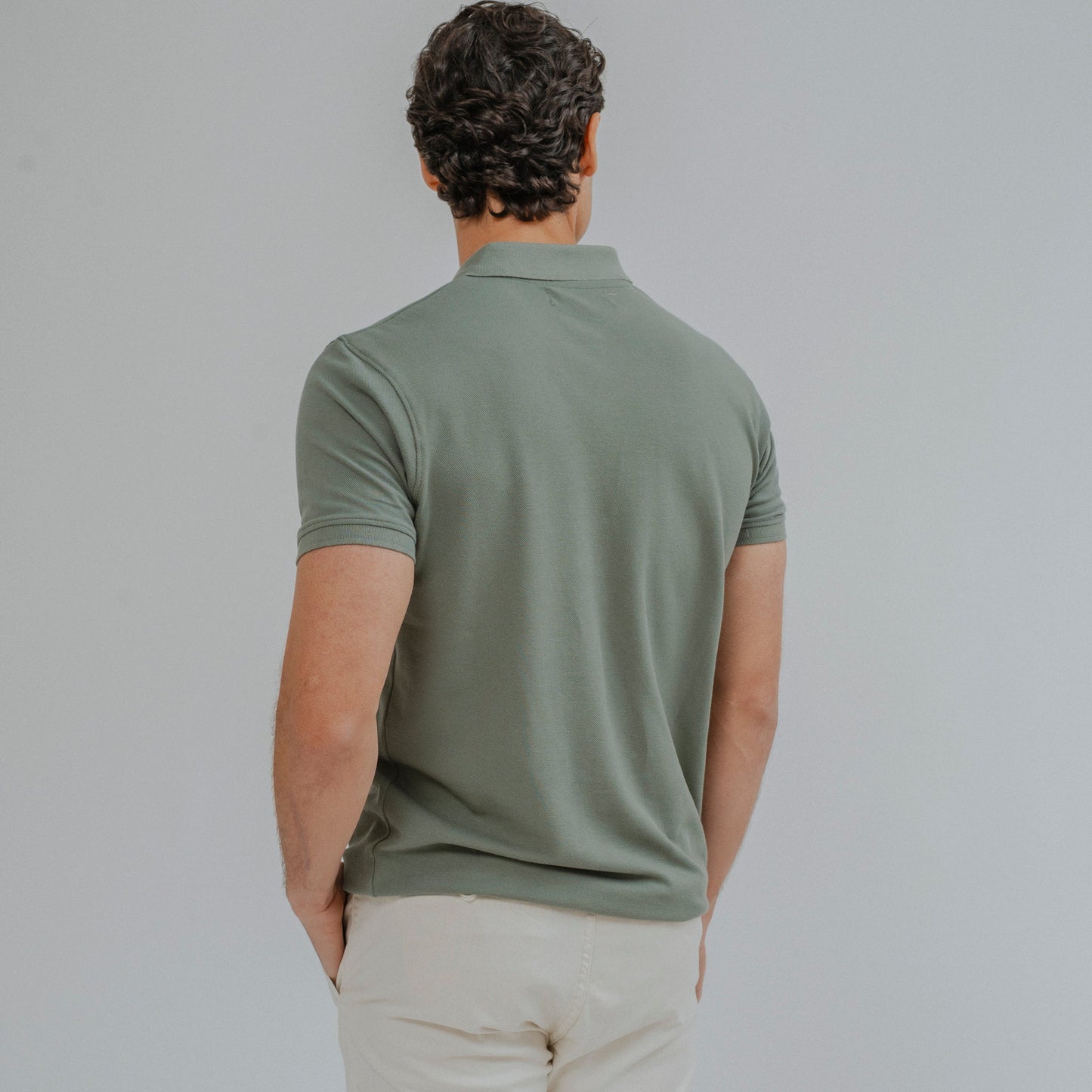 Polo básico verde 100% algodón para hombre