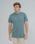 Camiseta verde con estampado gráfico en la espalda para hombre