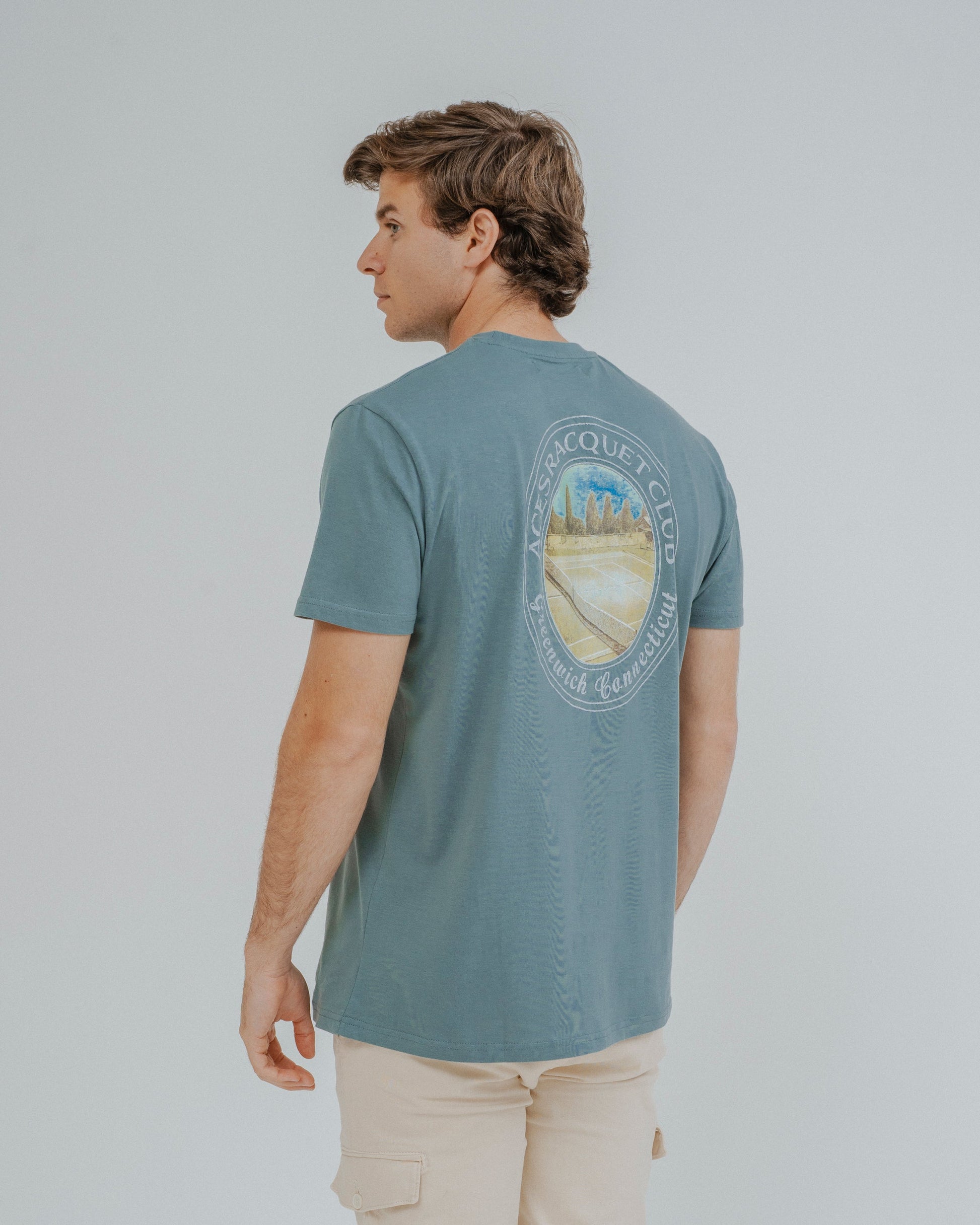 Camiseta verde con estampado gráfico en la espalda para hombre