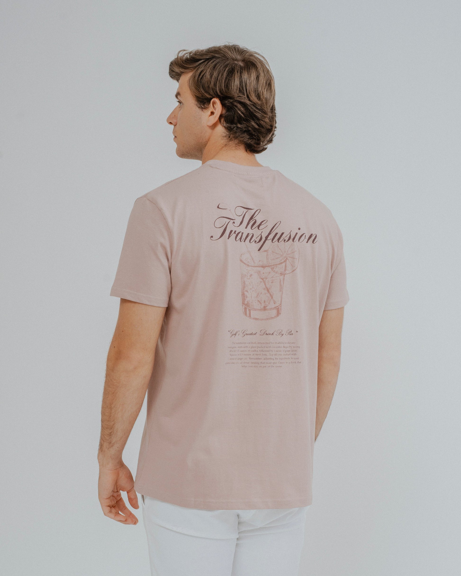 Camiseta rosa nude para hombre con estampado trasero Transfusion Edition