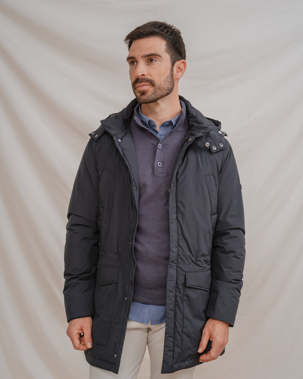 Parka Azul con Capucha y Cintura Ajustable para Hombre