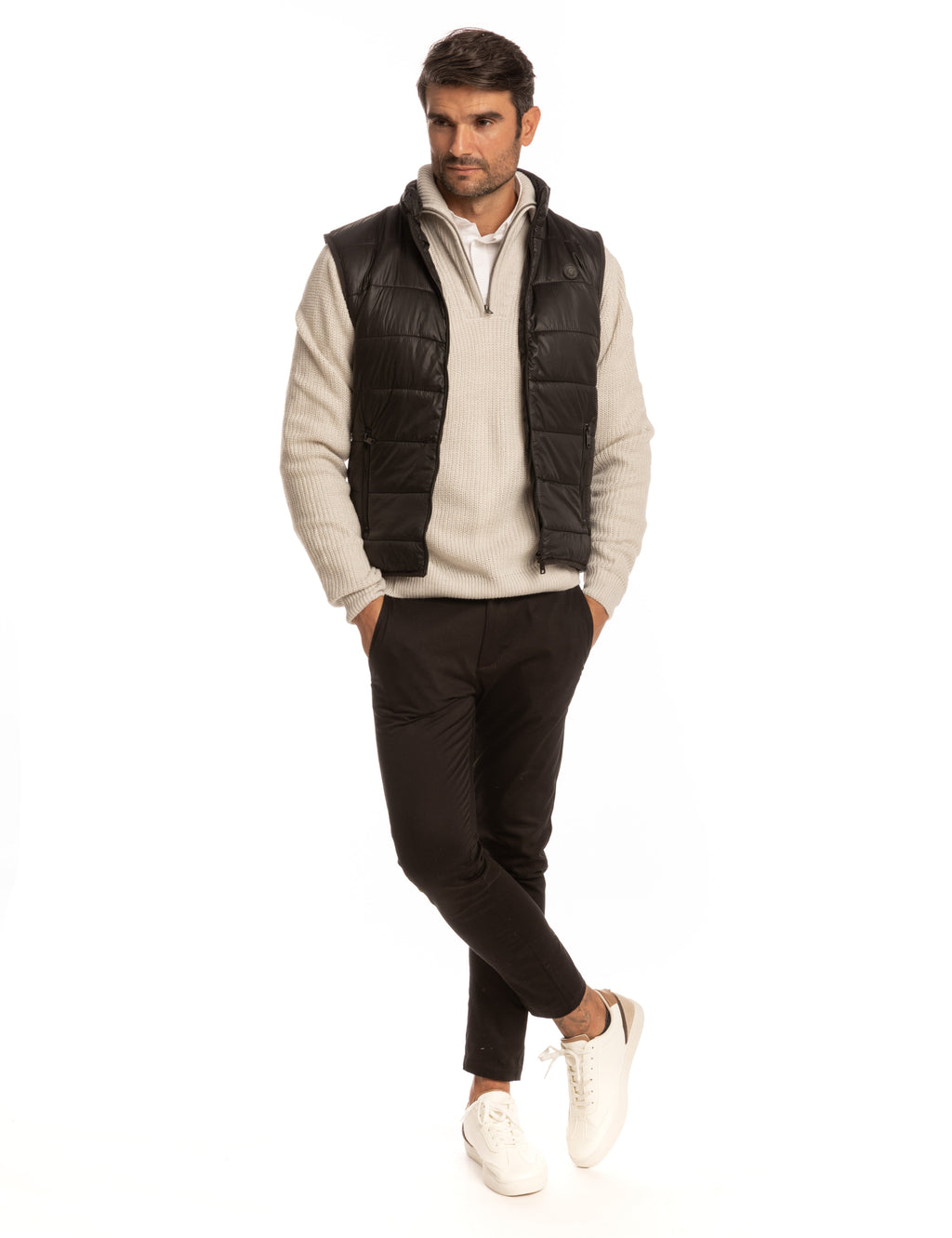 Chaleco Acolchado Negro con Cuello Alto para Hombre