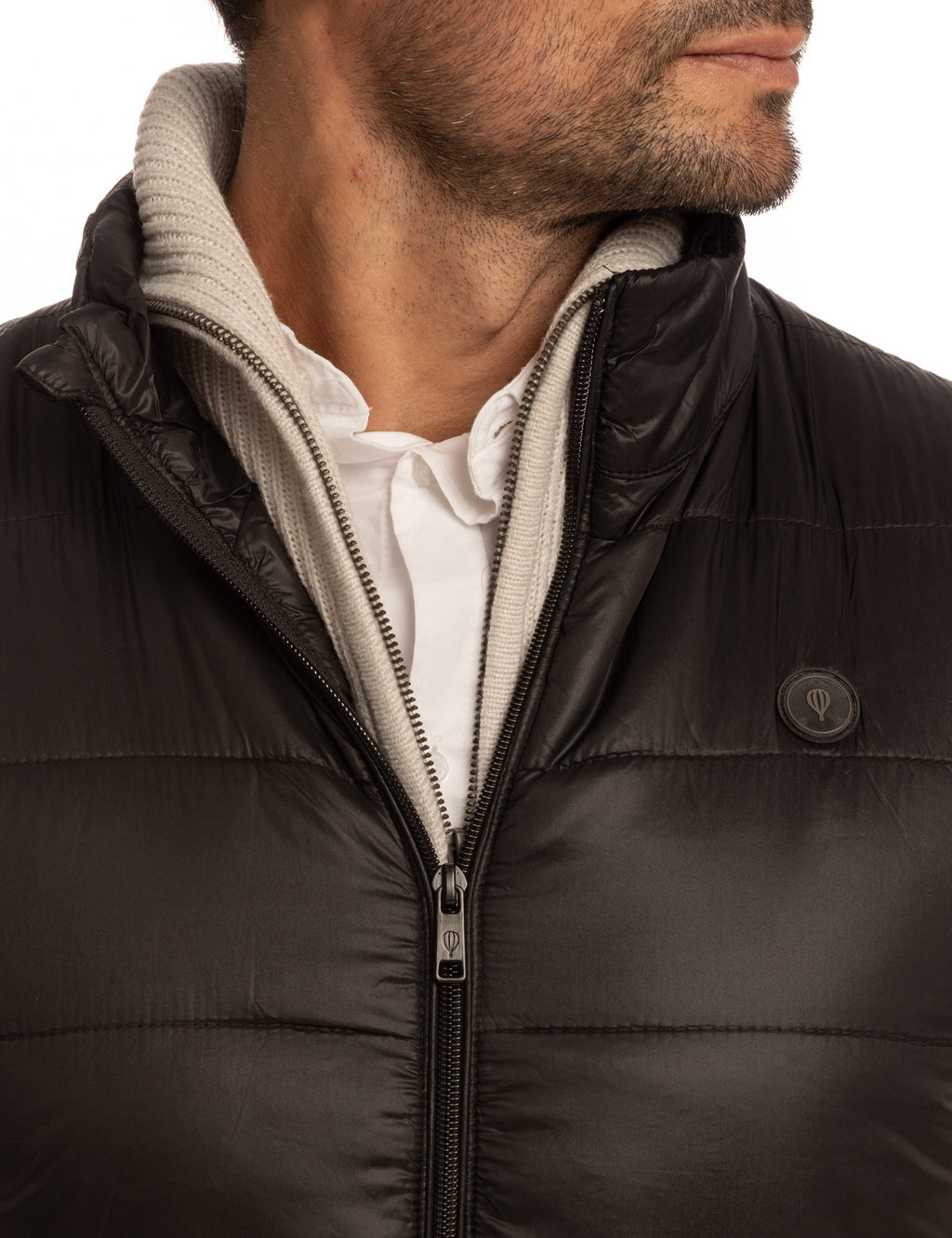 Chaleco Acolchado Negro con Cuello Alto para Hombre