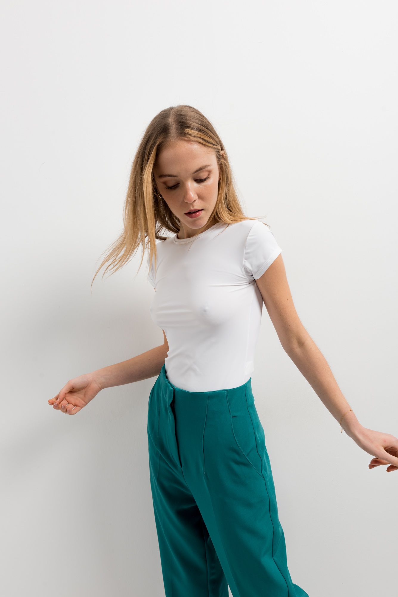 Pantalón tipo culotte negro de tiro alto para mujer