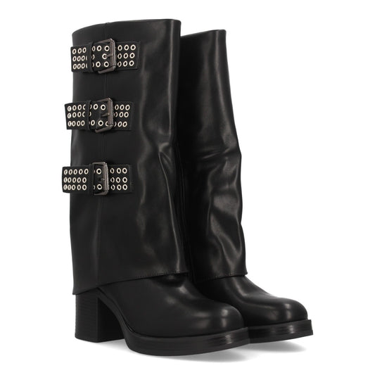 Bota de caña alta negra con hebillas y tacón ancho