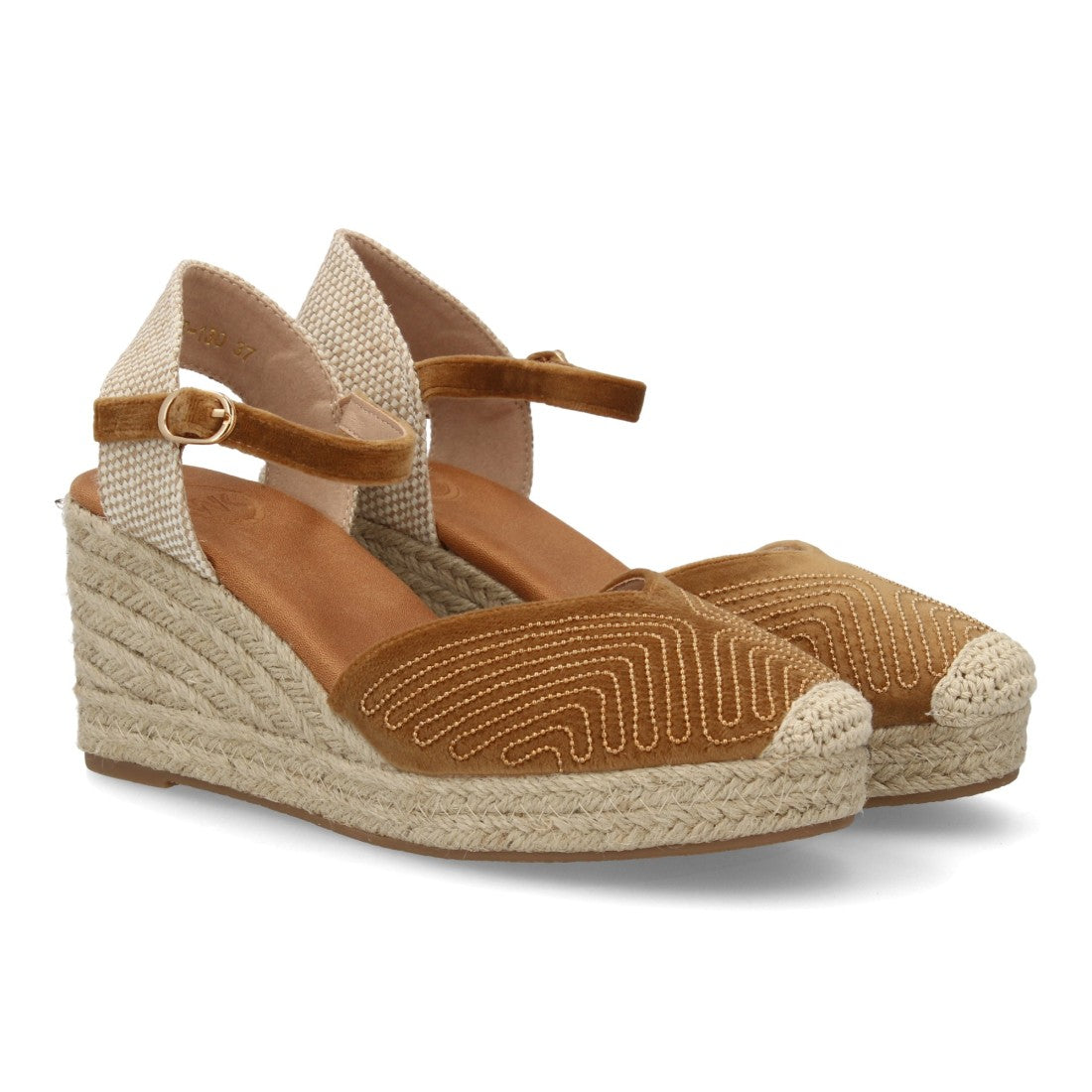 Sandalia cuña mujer kaki con detalles de tachuelas y suela de esparto.