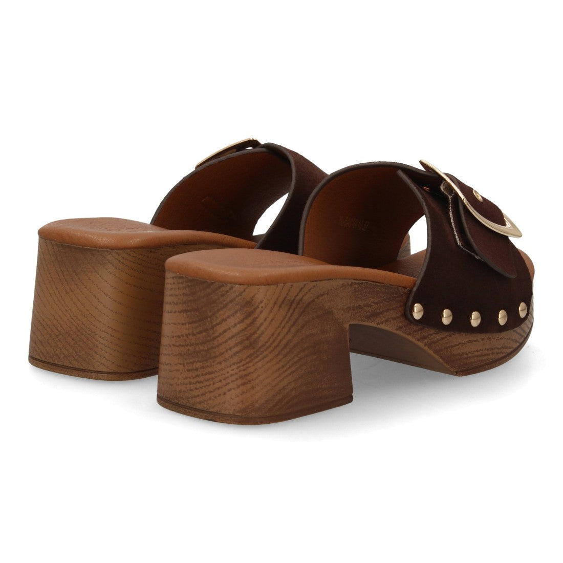 Zueco tacón madera marrón tachuelas mujer