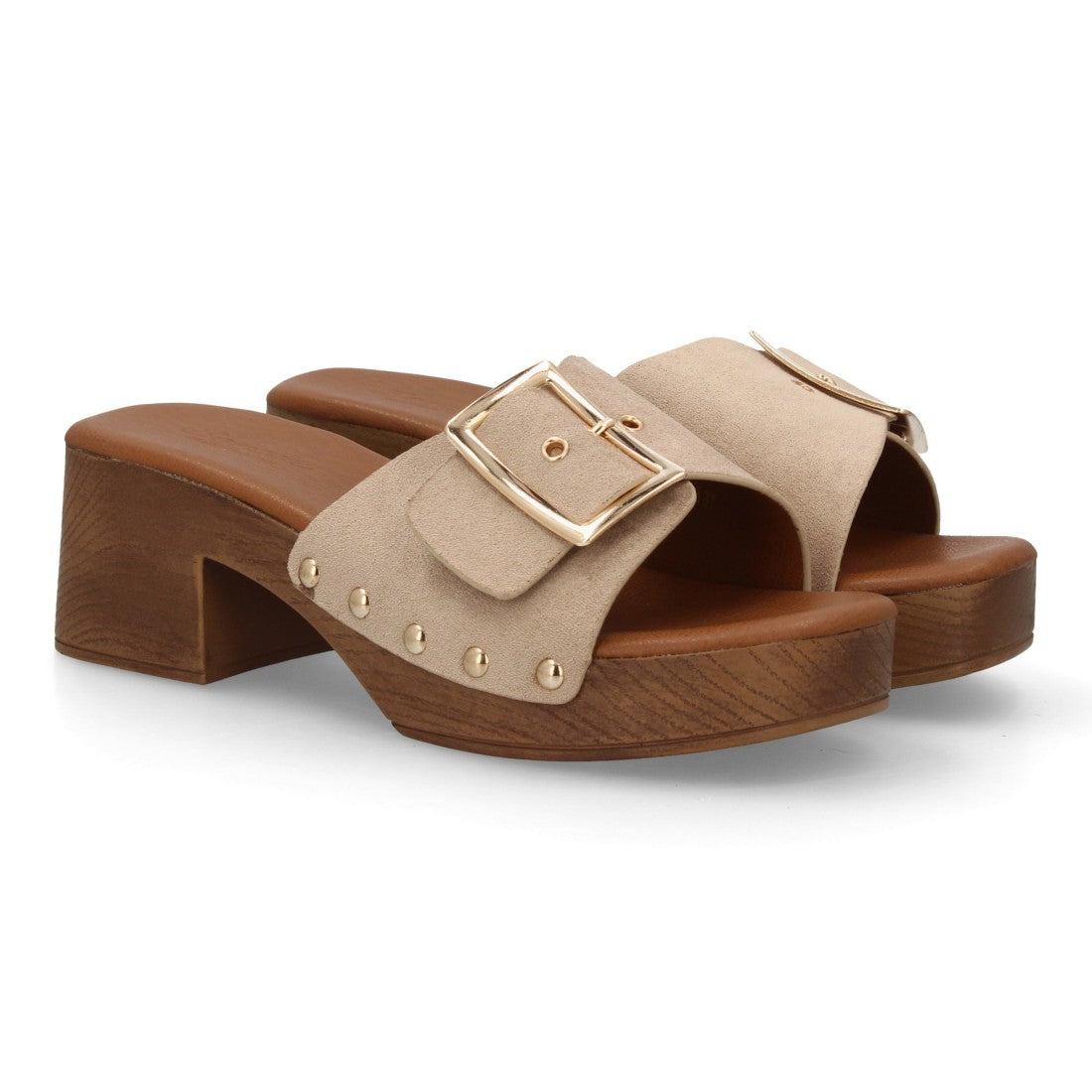 Zueco tacón madera beige tachuelas retro