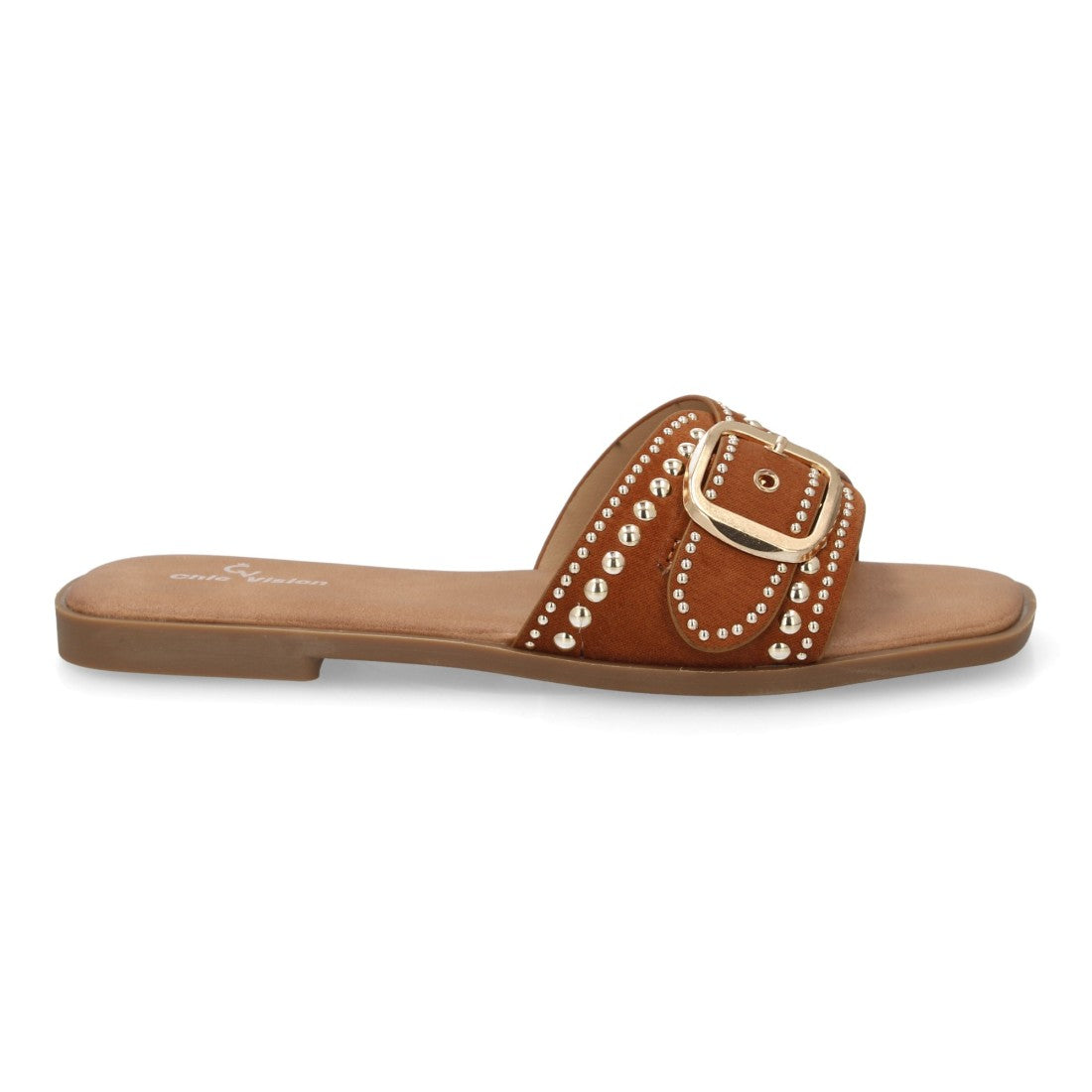Sandalia plana camel mujer con detalle de tiras cruzadas en empeine.