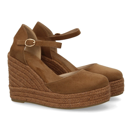 alpargata cuña camel punta cerrada mujer