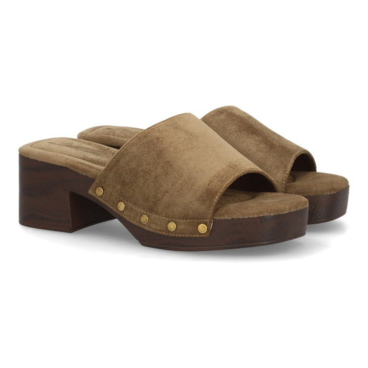 Zueco verde tacón madera mujer