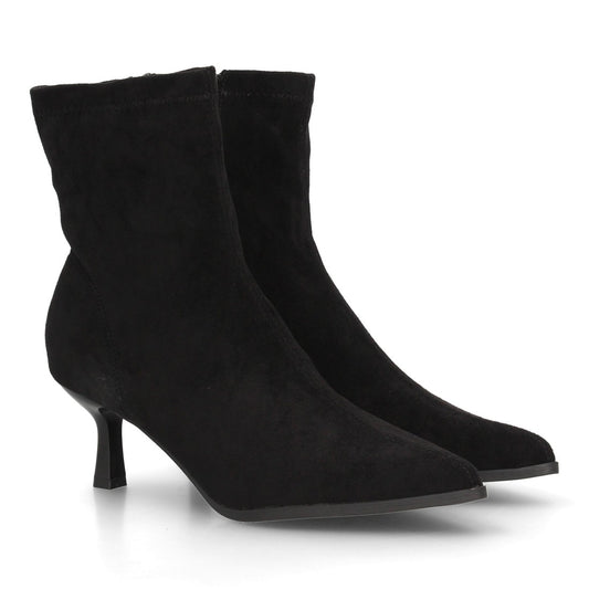 Botines negros elegantes para mujer con tacón fino y punta afilada