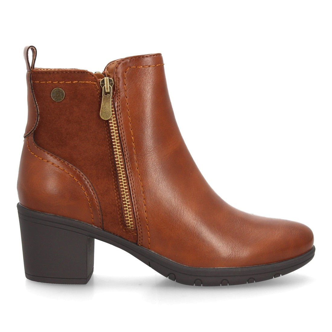 Botines de mujer en color camel con tacón ancho y tirador trasero