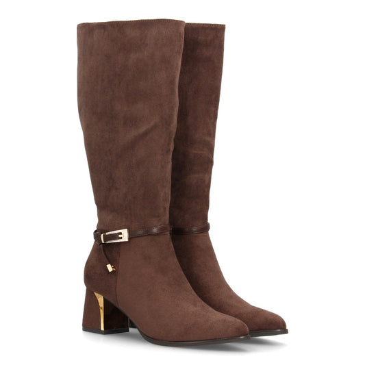 Botas altas marrón de mujer en efecto ante con tira decorativa y tacón metálico