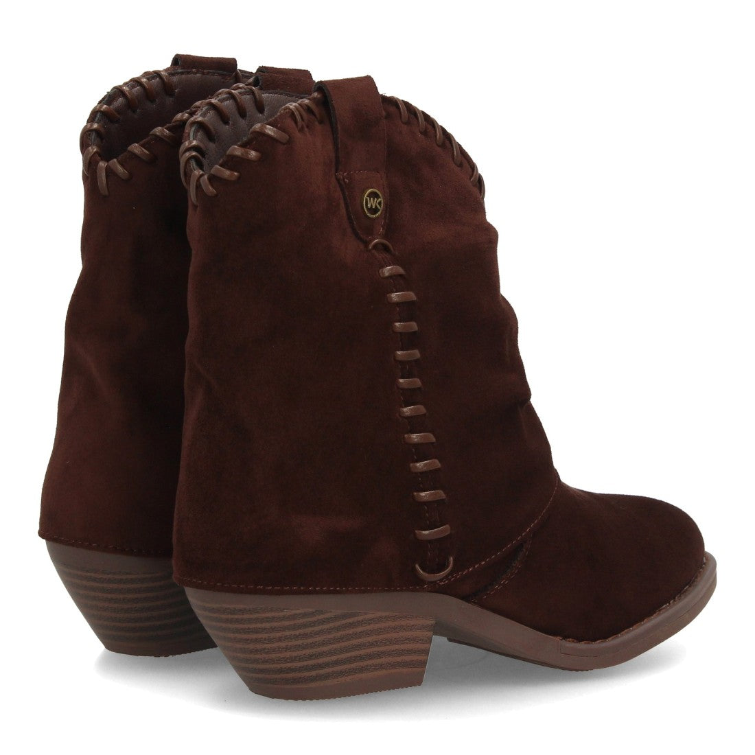 Botines camperos estilo cowboy marrón efecto ante con bordados decorativos y cremallera