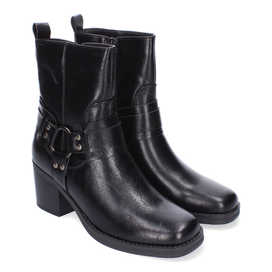 Botines de tacón negros con hebilla