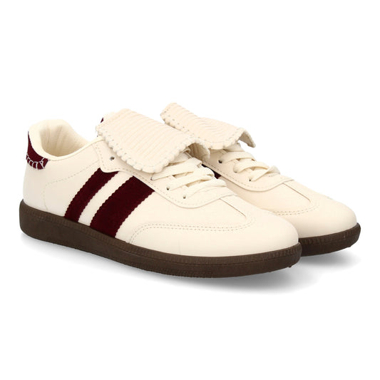 Zapatilla plana beige de mujer con cordones, adorno en lengüeta y suela en contraste, estilo retro moderno, otoño invierno.